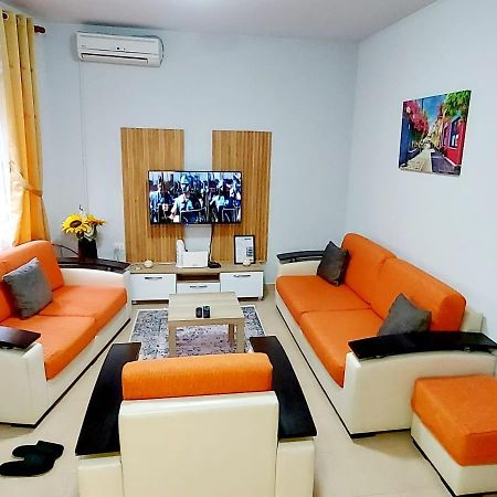 Skanderbeg Square Apartments Тирана Екстериор снимка